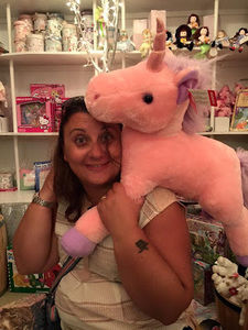 Meet your Posher, Cristiana